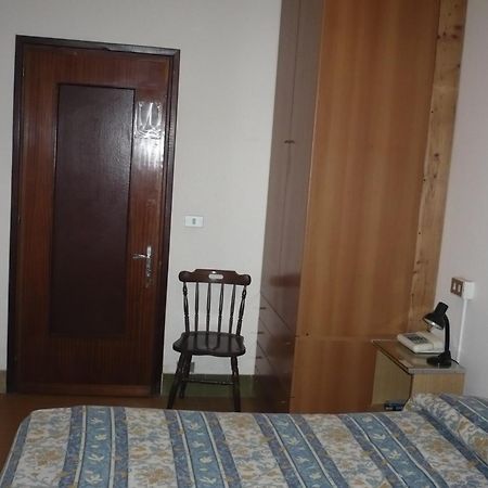 Hotel Beau Sejour Giampietro Andrea Sarre Oda fotoğraf