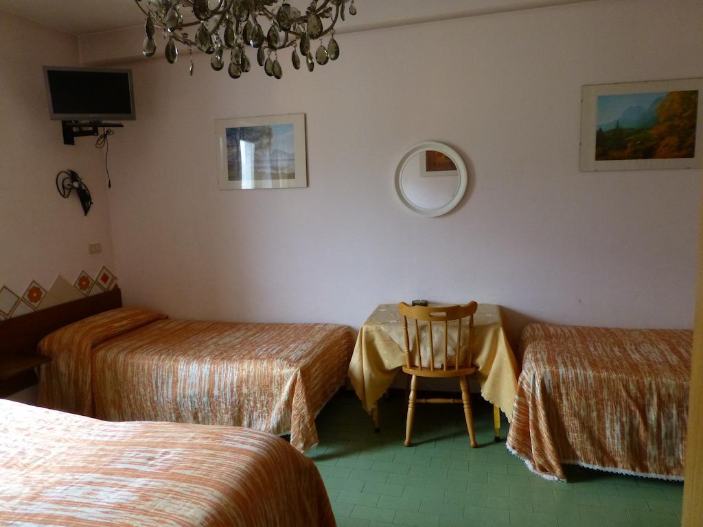 Hotel Beau Sejour Giampietro Andrea Sarre Oda fotoğraf