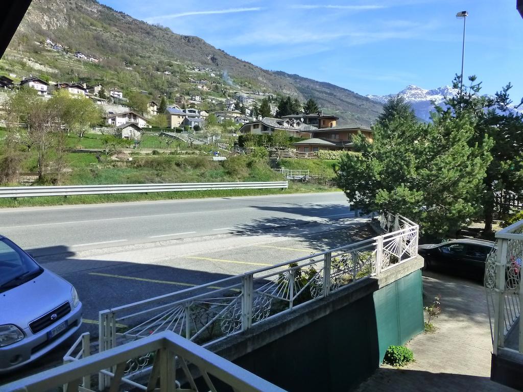 Hotel Beau Sejour Giampietro Andrea Sarre Dış mekan fotoğraf