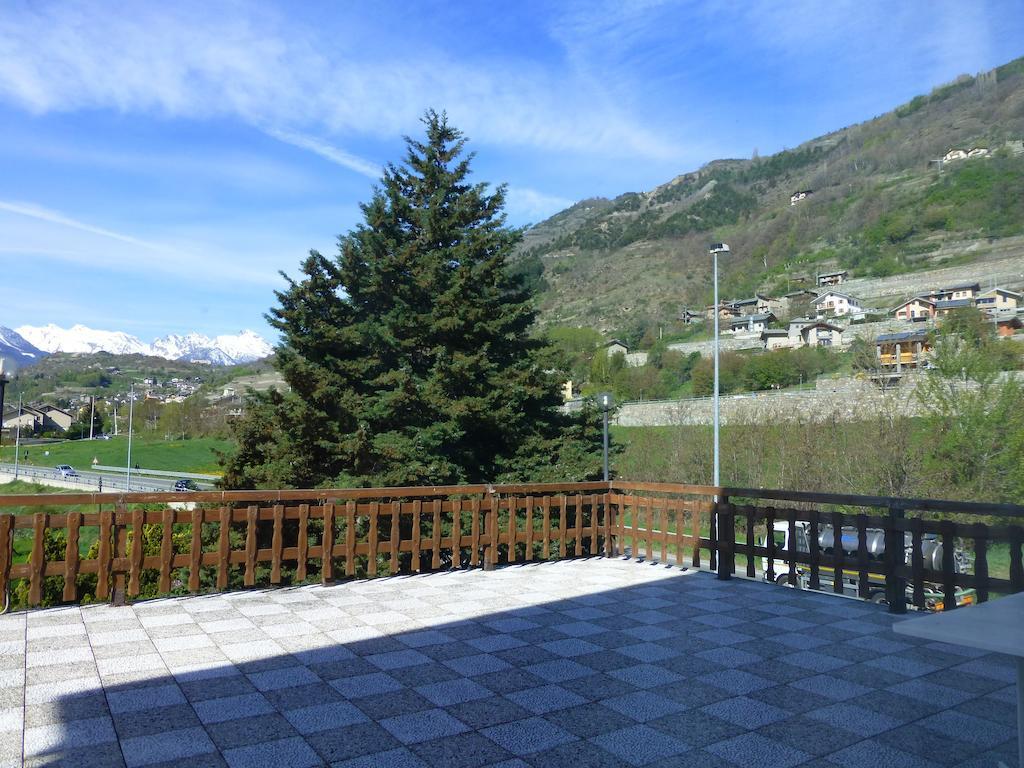 Hotel Beau Sejour Giampietro Andrea Sarre Dış mekan fotoğraf