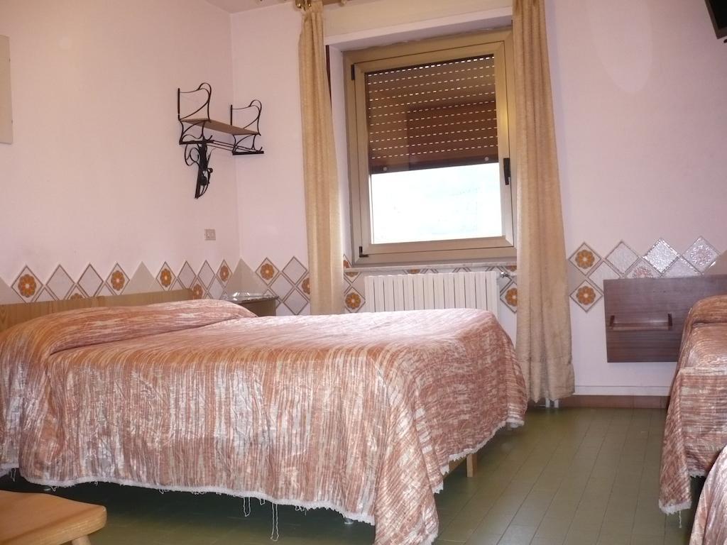 Hotel Beau Sejour Giampietro Andrea Sarre Oda fotoğraf
